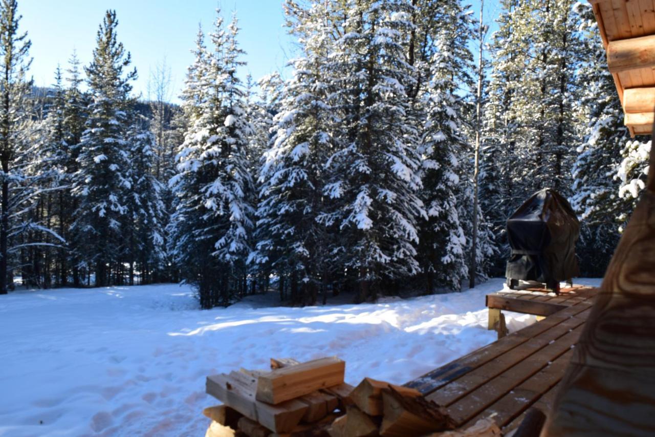 Rocky Mountain Escape Log - Rock Lodge Rock Lake Lodge Provincial Park